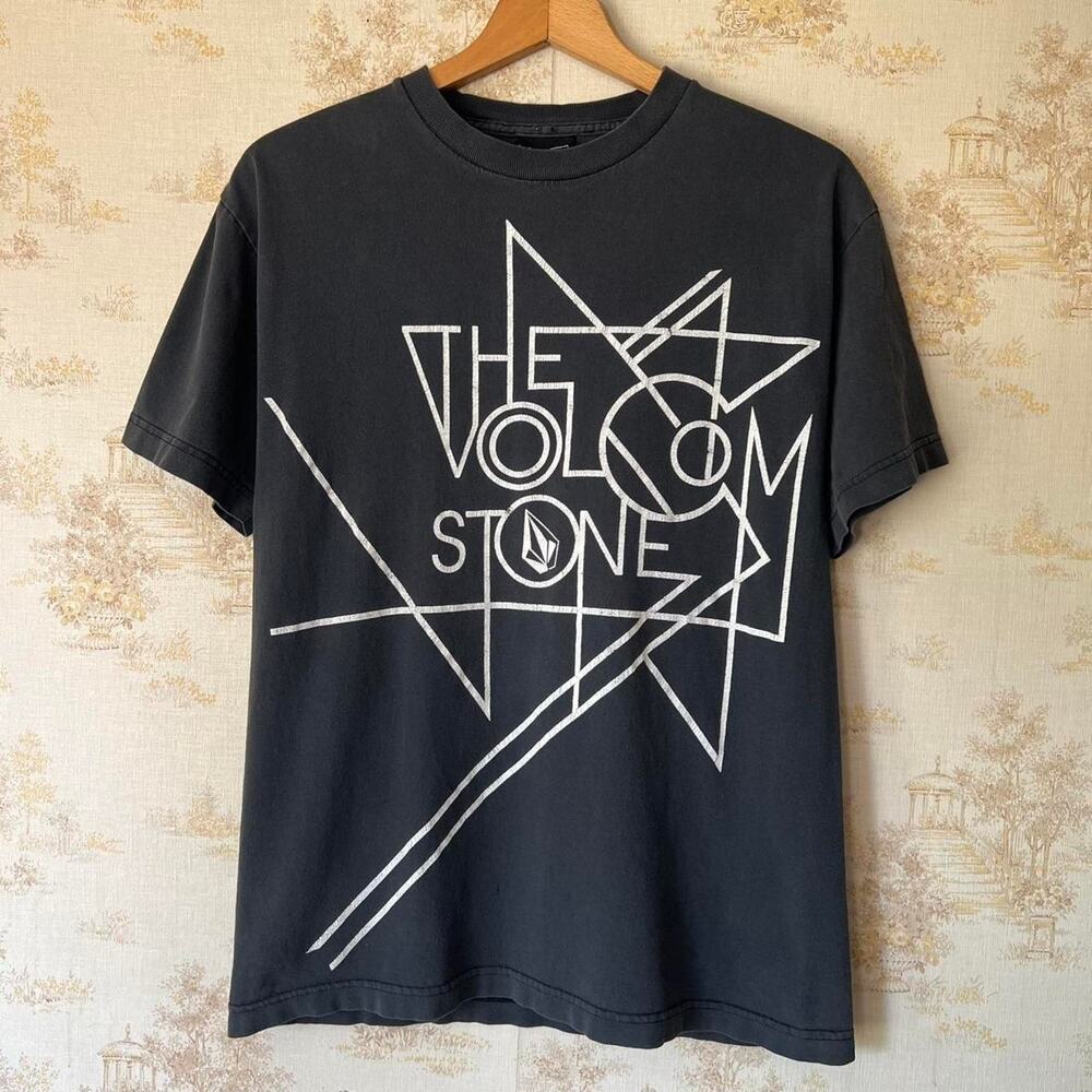 Y2K Faded Volcom Graphic Tee | Geometric Stone Print | Size M